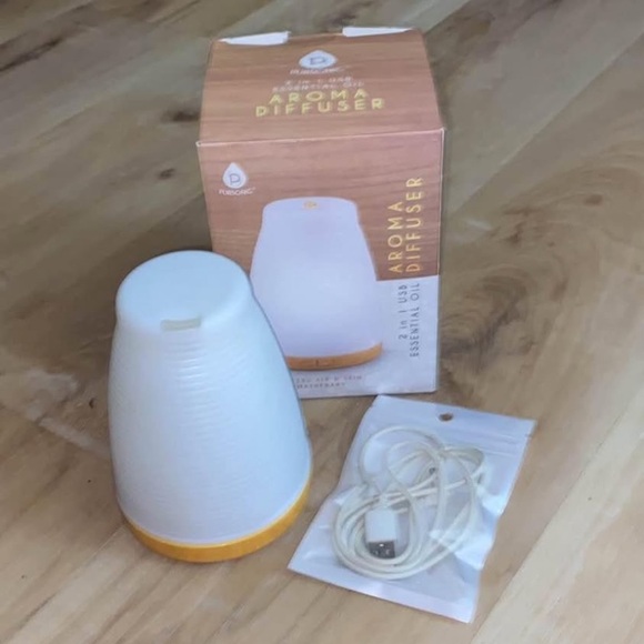 Pursonic Color Changing Diffuser - Picture 2 of 4